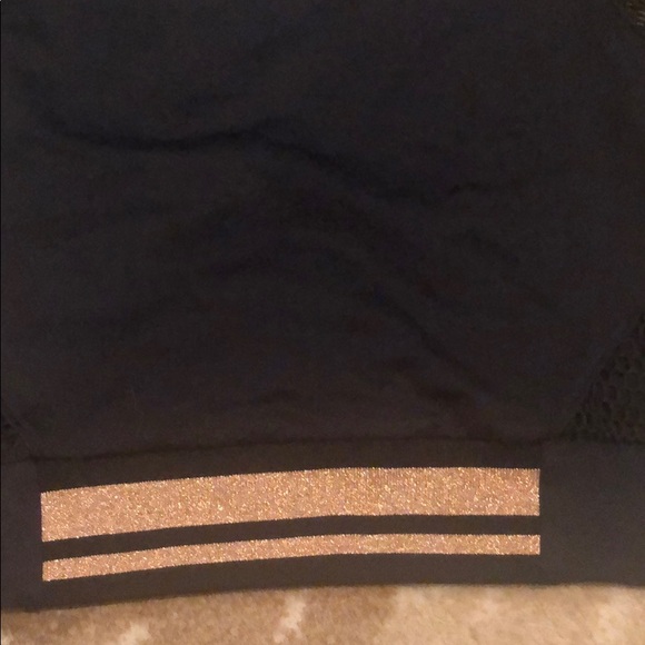 Black top/ crewneck - Picture 5 of 6